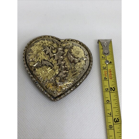 VINTAGE WESTERN BELT BUCKLE (ORNATE HEART SHAPED DESIGN) - Picture 9 of 9